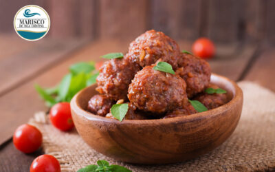 Albóndigas de atún rojo con salsa de tomate